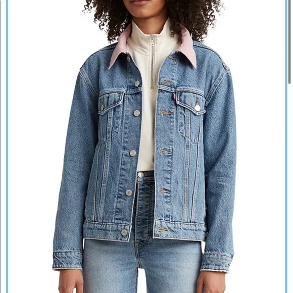 NWT Levi's Ex-Boyfriend Denim Trucker Jacket - Picture 2 of 16